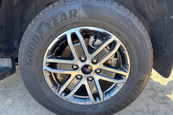 2026 Ford Everest UB Trend SUV Image 19