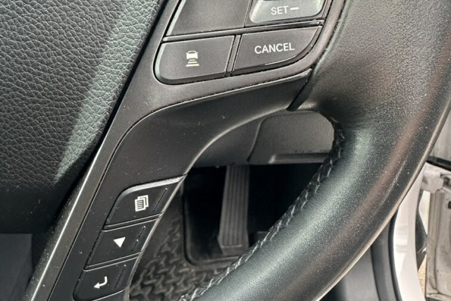 2016 MY17 Hyundai Santa Fe DM3 Series II Highlander SUV Image 17