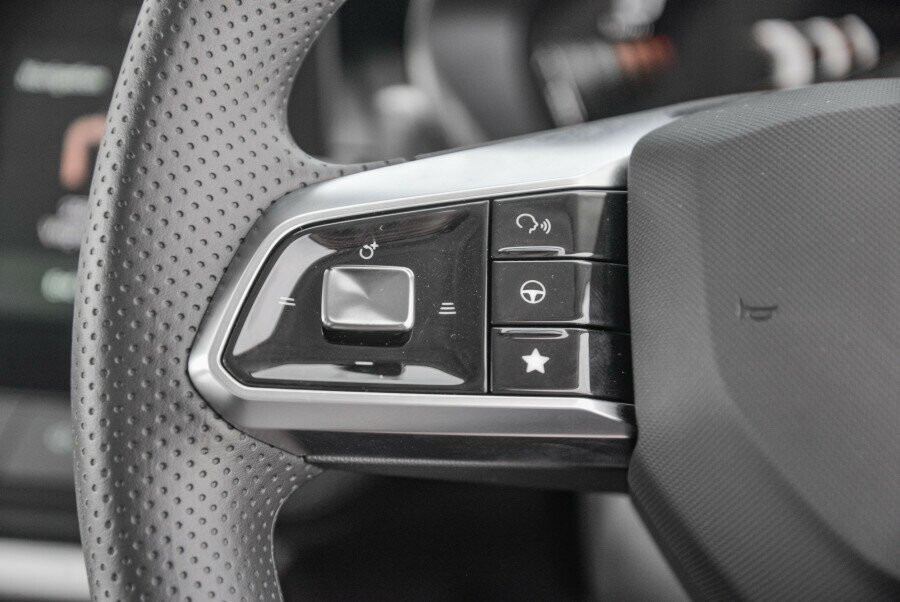 2025 MG ZS ZS32 Excite Hybrid+ SUV Image 9