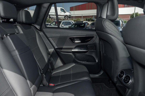 2025 [THIS VEHICLE IS SOLD] image 9