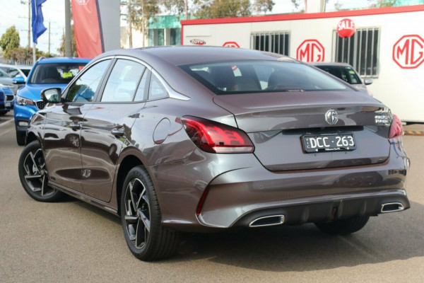 2024 MG MG5 AP32 Essence Sedan Image 3