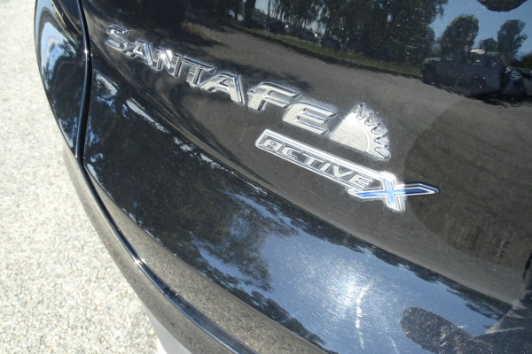 2020 Hyundai Santa Fe TM.2 Active X SUV Image 12