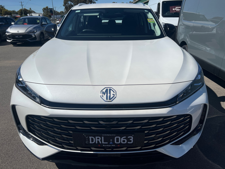 2025 MG HS AS33 Excite Hybrid SUV Image 2