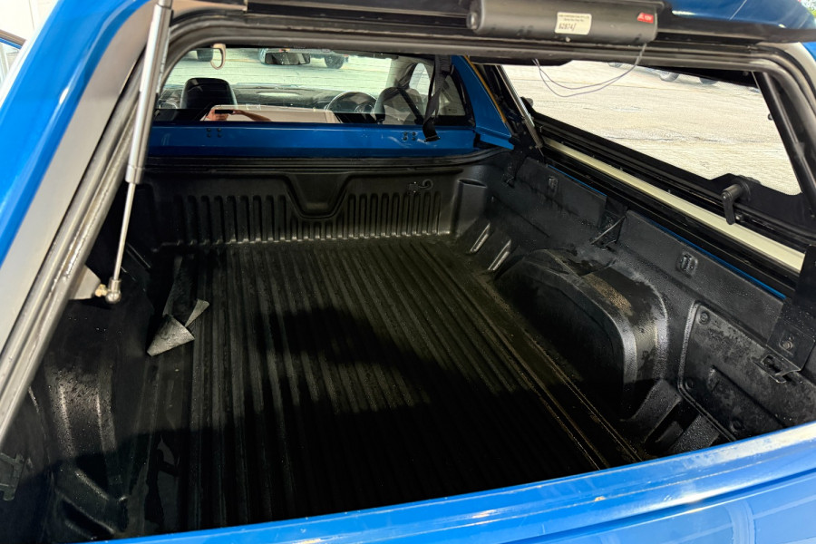 2015 Holden Ute VF SV6 Cab Chassis Image 12