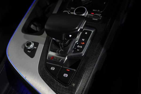 2018 Audi SQ7 TDI SUV Image 17