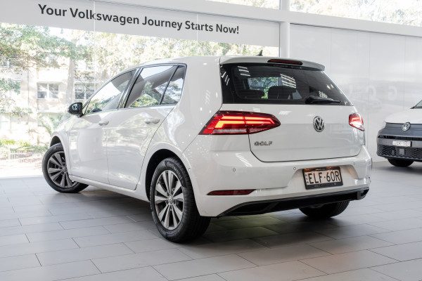 2020 Volkswagen Golf 7.5 110TSI Trendline Hatch image 2