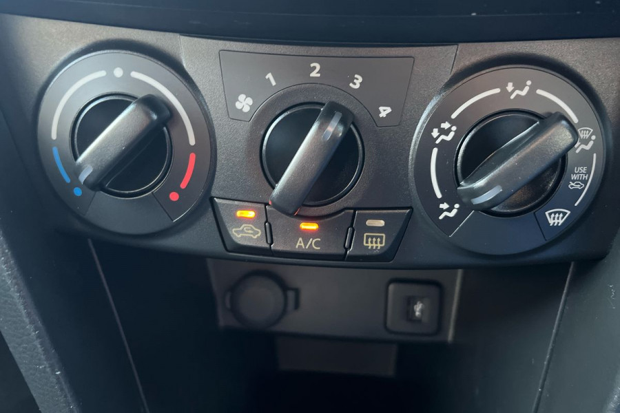 2015 Suzuki Swift FZ GL Hatch Image 12