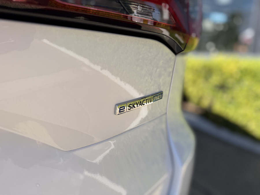 2025 Mazda CX-80 KL P50e GT SUV Image 13
