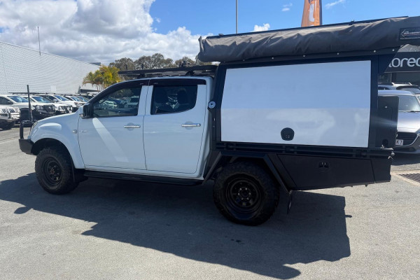 2017 Isuzu D-MAX TF LS-M Ute Image 14