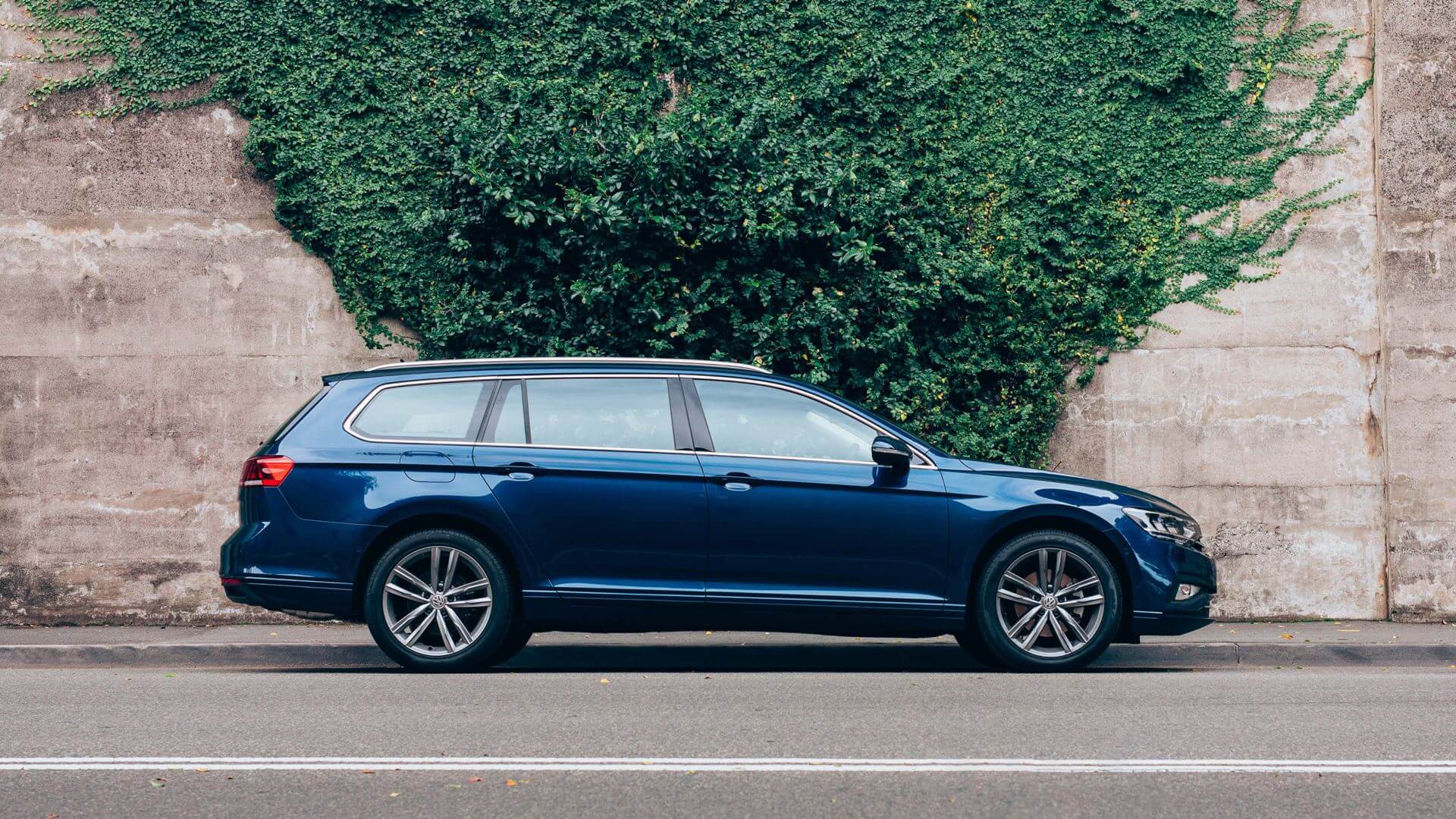 Passat Wagon <Passat Wagon</strong><br>The Passat with more space