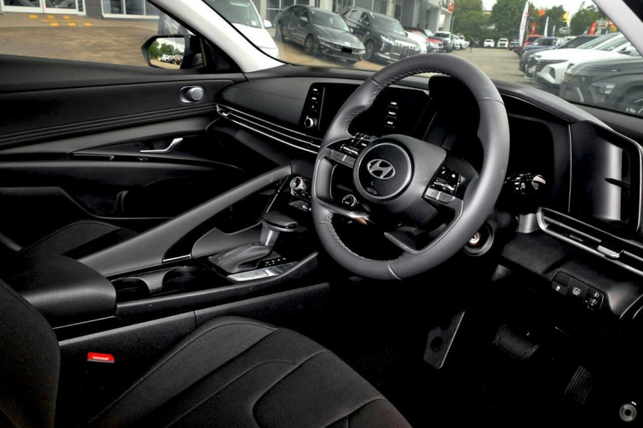 2025 Hyundai i30 CN7.V2  Sedan Image 7