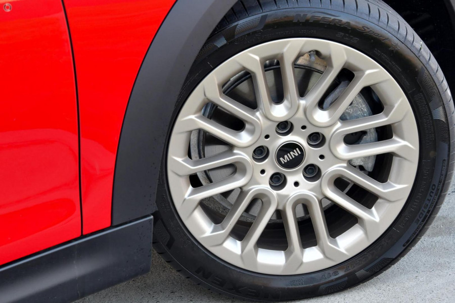 2026 MY25 MINI Cooper F65 S Favoured Hatch