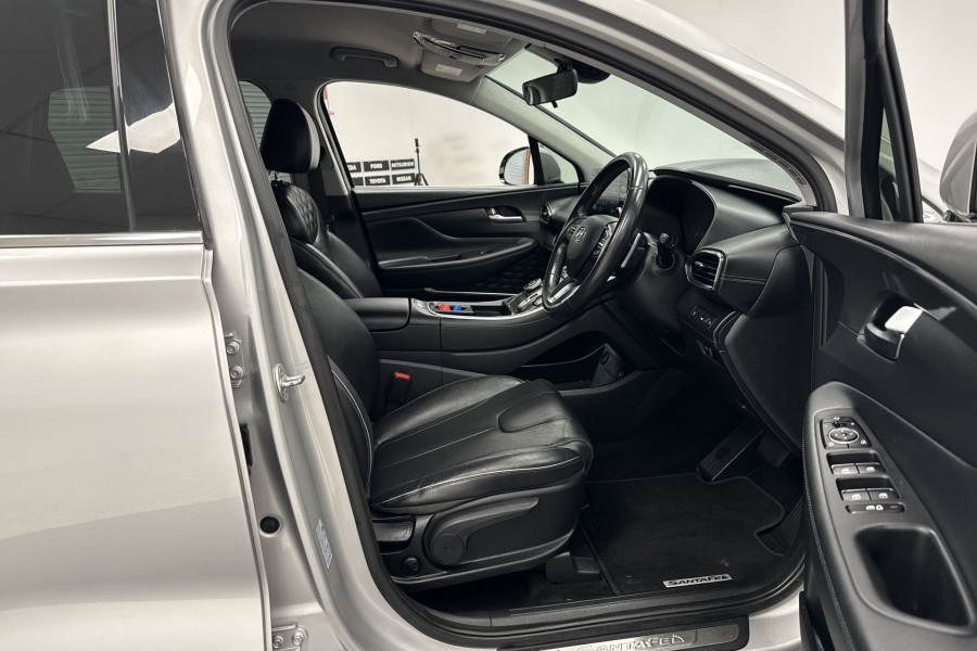 2020 Hyundai Santa Fe TM.2 Elite SUV Image 19