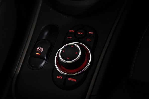 2021 MINI Countryman C Classic SUV Image 16