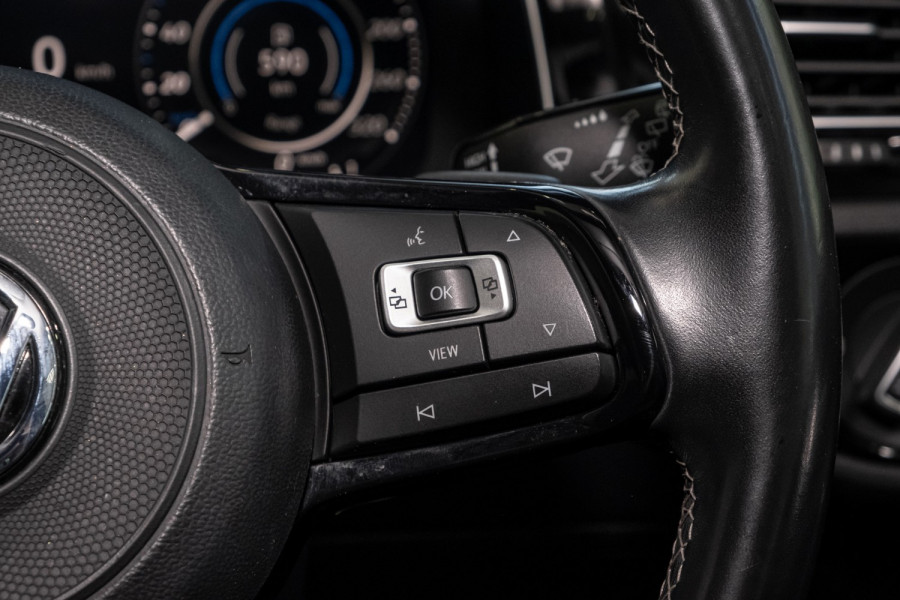2019 MY20 Volkswagen Golf 7.5 R Hatch Image 12