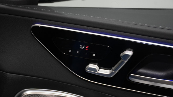 2025 Mercedes-Benz C-Class W206 C350 e Sedan image 19