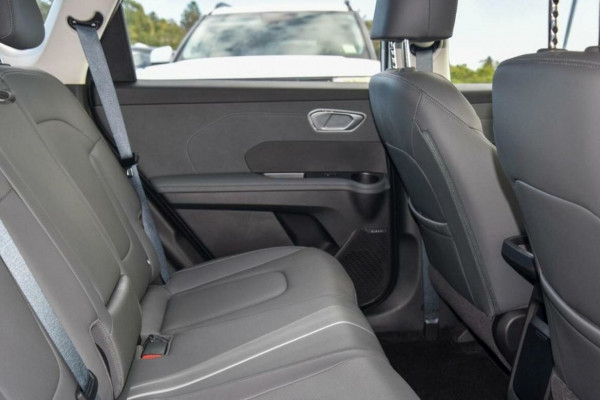 2026 Hyundai ELEXIO OE1.V1 Elite SUV Image 19