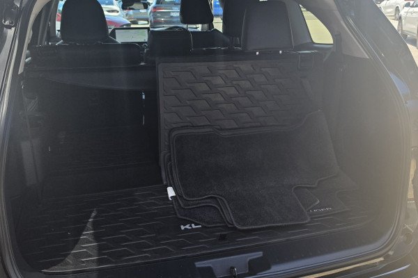 2023 Toyota Kluger AXUH78R GXL SUV Image 12