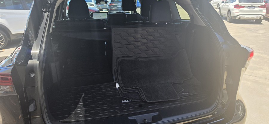 2023 Toyota Kluger AXUH78R GXL SUV Image 12