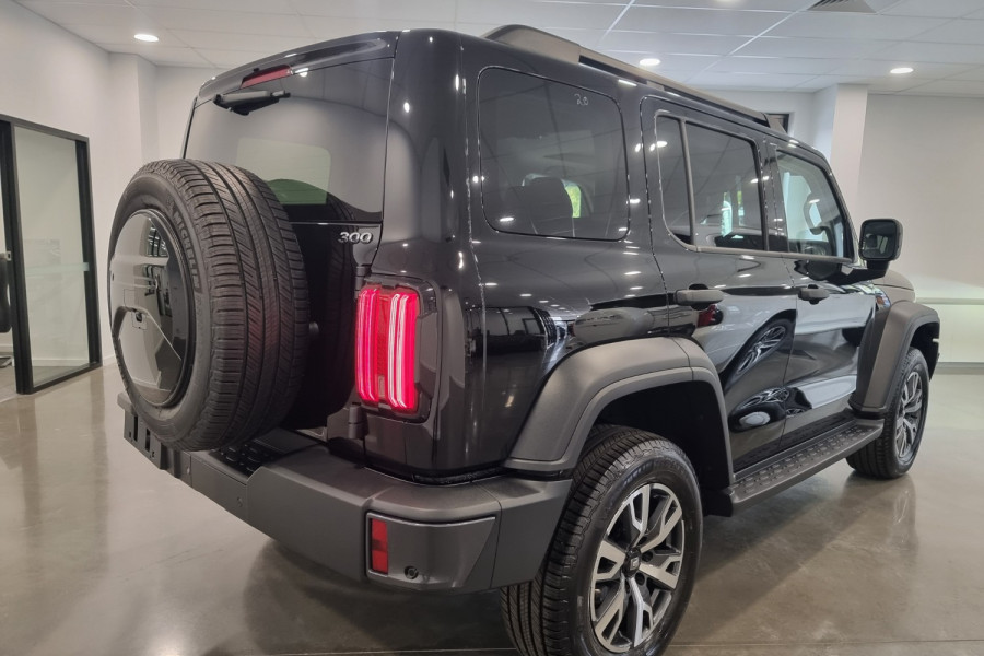 2024 MY25 GWM Tank 300 P01 Ultra SUV Image 14