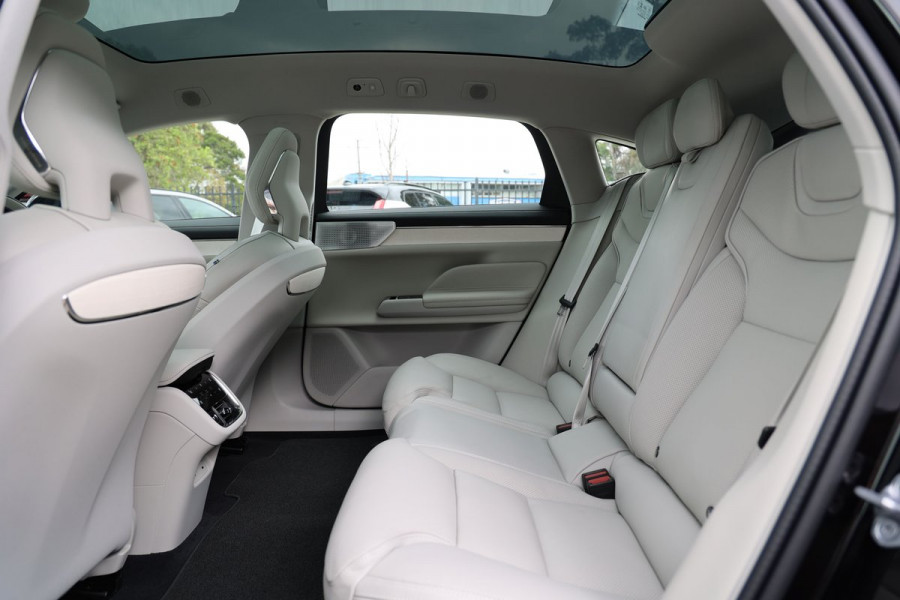 2026 Volvo ES90  Ultra Single Motor Sedan Image 30