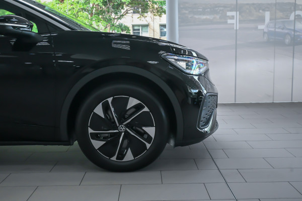 2025 Volkswagen ID. 5 E2 Pro SUV Image 23