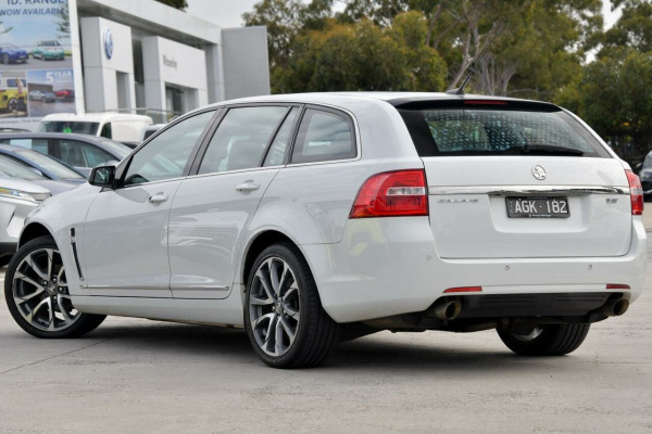 2015 MY16 Holden Calais VF V Wagon Image 2