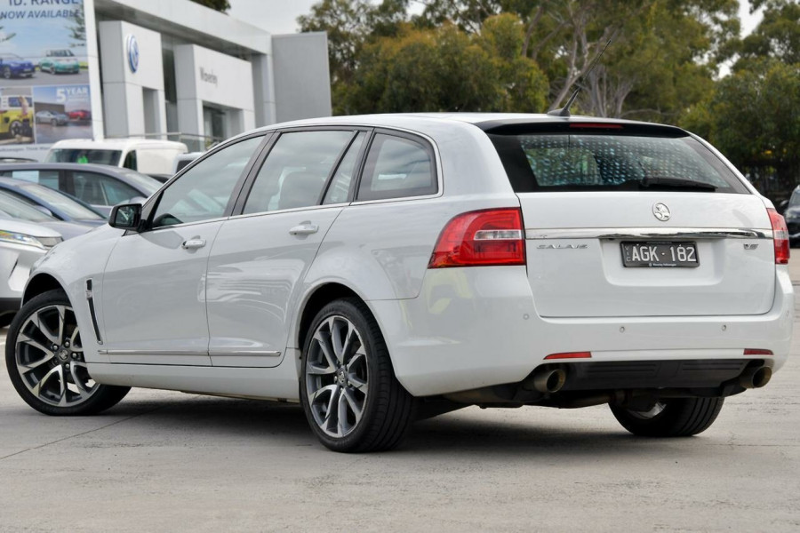 2015 MY16 Holden Calais VF V Wagon Image 2
