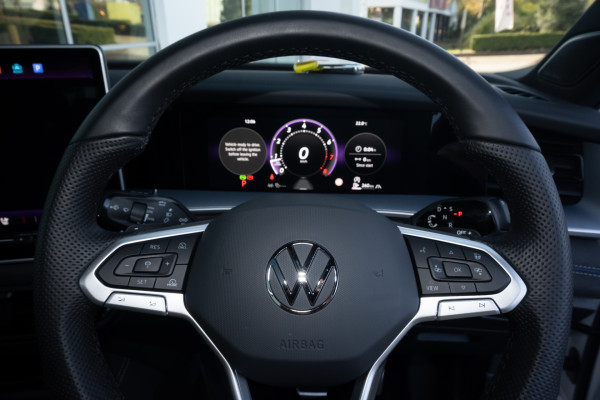 2025 Volkswagen Tayron R4 195TSI R-Line SUV Image 12