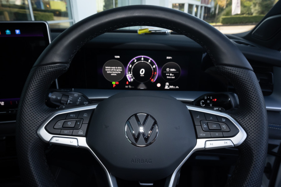 2025 Volkswagen Tayron R4 195TSI R-Line SUV Image 12