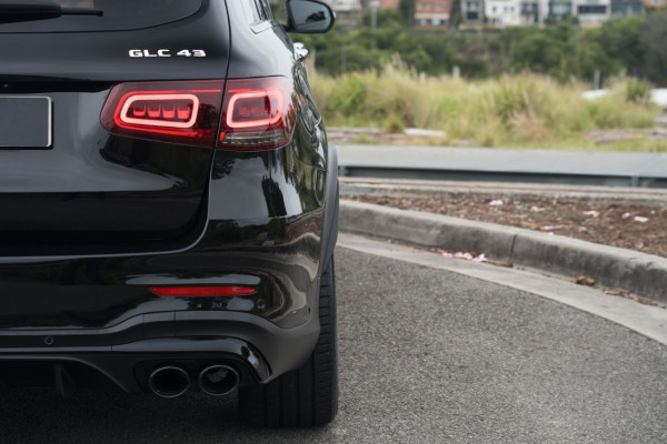 2022 Mercedes-Benz GLC-Class GLC43 AMG SUV Image 7