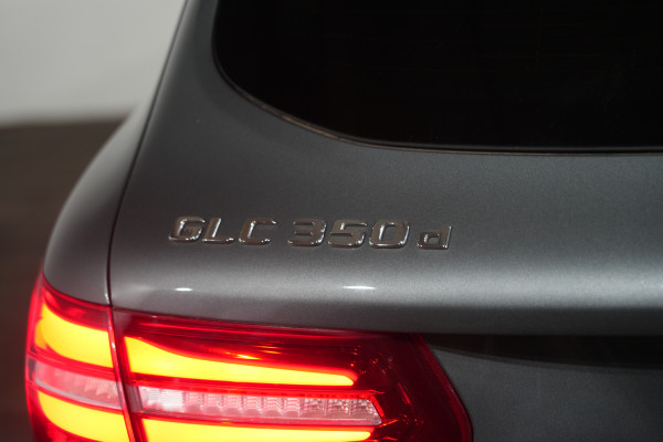 2017 Mercedes-Benz GLC-Class 350d SUV Image 9