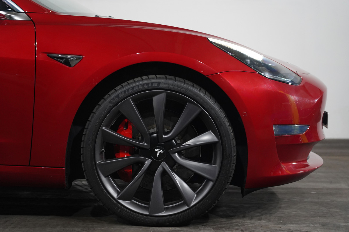 2020 Tesla Model 3 3 Performance Sedan Image 5
