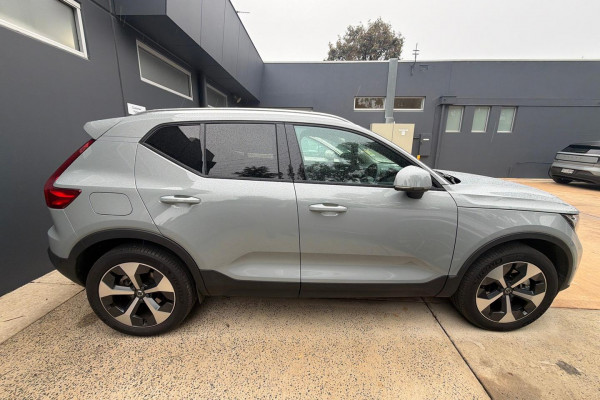 2025 MY26 Volvo XC40 XZ Plus B4 SUV Image 4