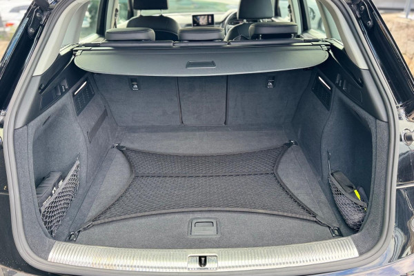 2019 Audi Q5 FY 40 TDI design SUV Image 16