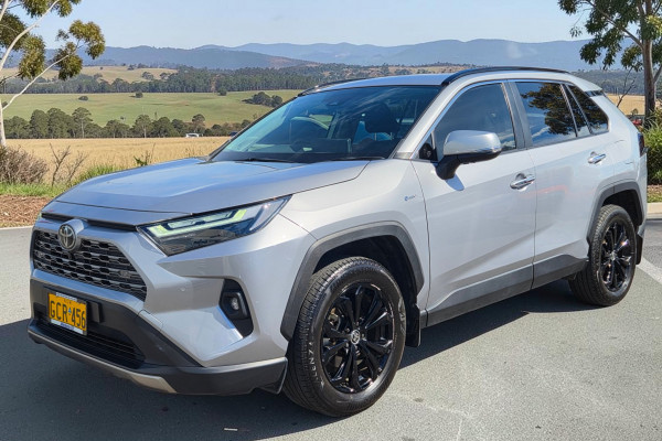 2025 Toyota RAV4 AXAH54R Cruiser SUV Image 3