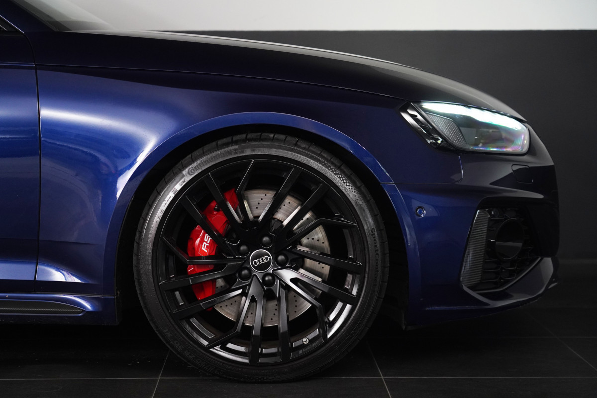 2022 Audi Rs 4 Quattro SUV Image 5