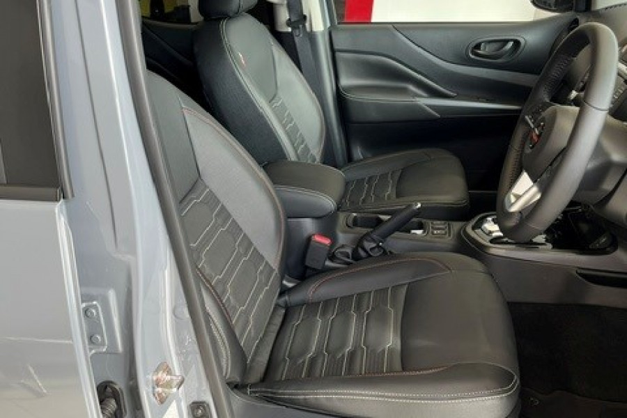 2025 Nissan Navara D23 PRO-4X Ute Image 9