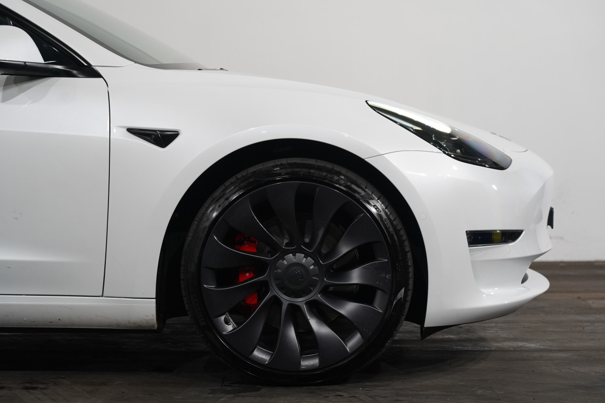 2022 Tesla Model 3 3 Performance Sedan Image 5