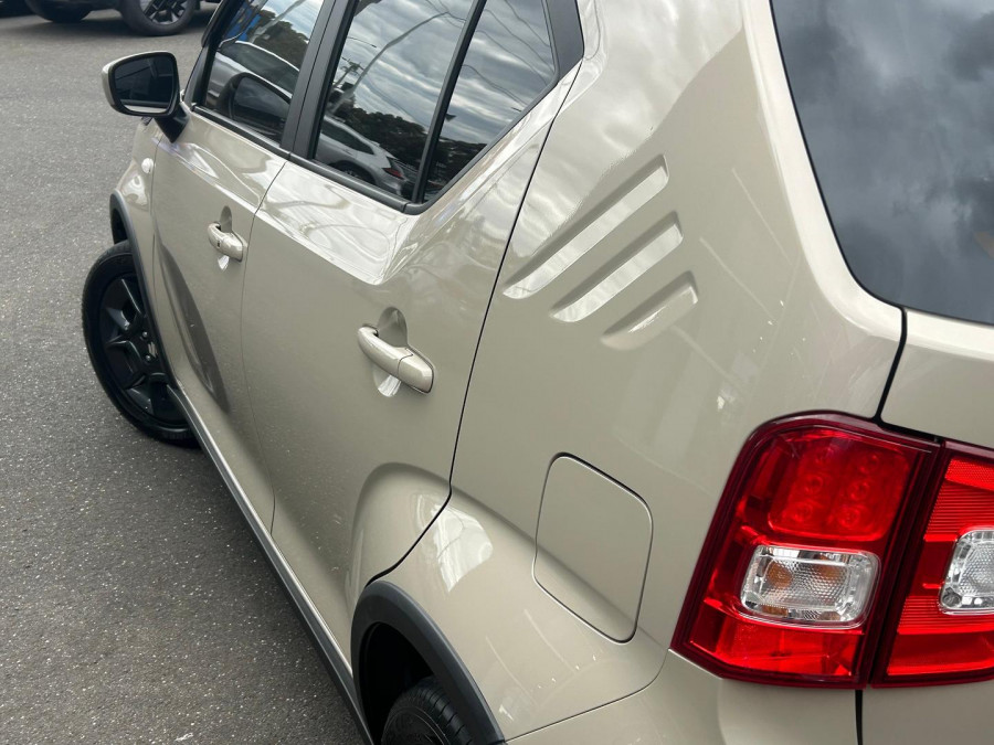2022 Suzuki Ignis MF Series II GLX SUV Image 10