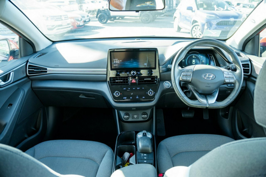 2021 MY22 Hyundai IONIQ AE.V4 Electric Elite Coupe Image 17