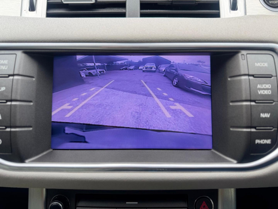 2012 Land Rover Range Rover Evoque L538 SD4 Pure SUV Image 18