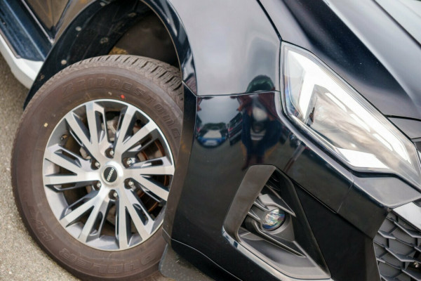 2025 MY24 Isuzu D-MAX RG LS-U Cab Chassis Image 6