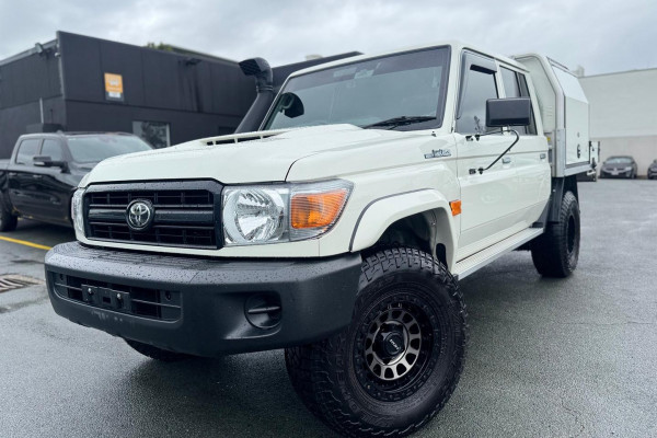 2023 Toyota LandCruiser VDJ79R WorkMate Double-Cab Cab-Chassis Image 2