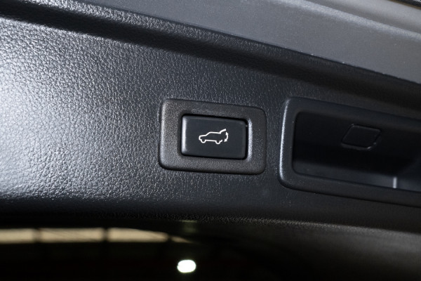 2016 Subaru Forester S4 2.5i-S SUV image 22