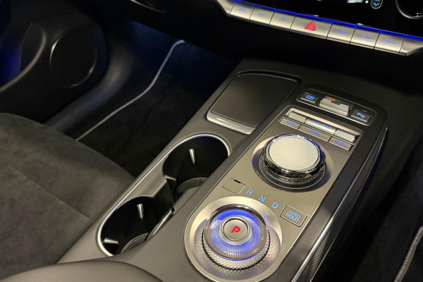 2024 Genesis GV70 JK.V2 3.5T AWD Sport SUV Image 14