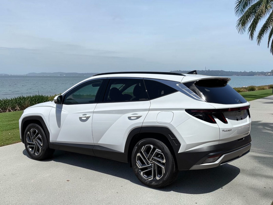 2026 Hyundai Tucson NX4.V4 Hybrid Premium SUV Image 5