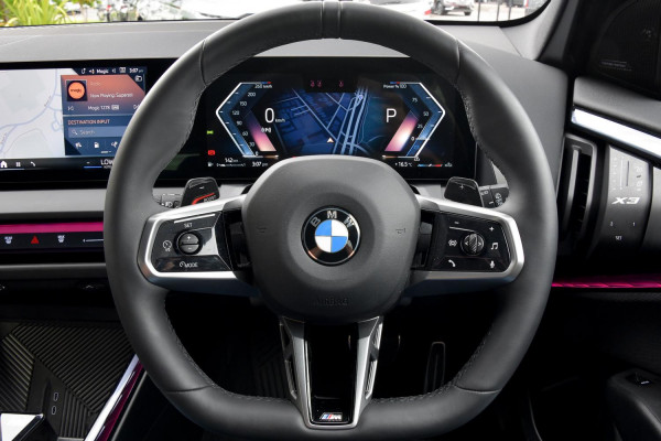 2025 BMW X3 G45 20 xDrive SUV image 8