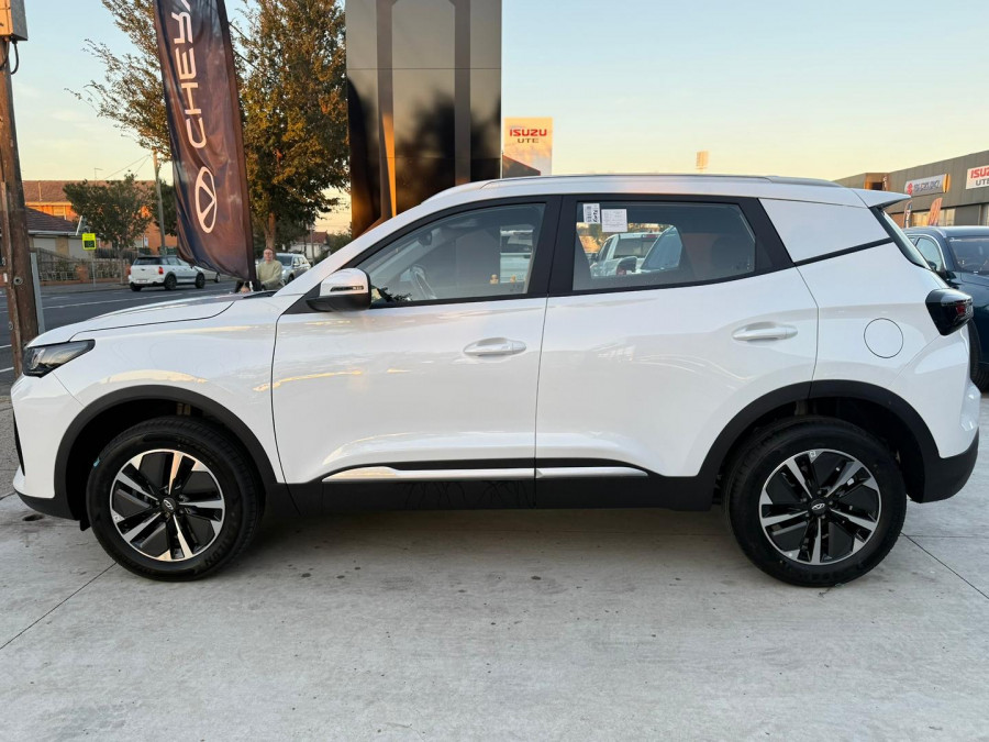 2026 Chery Tiggo 4  Hybrid Urban SUV Image 4
