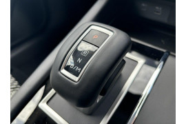 2024 Mitsubishi Outlander ZM LS SUV